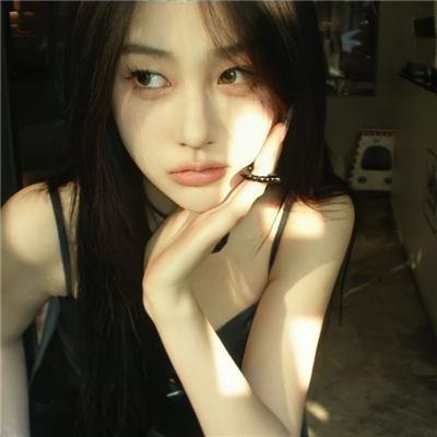 后窗的女人